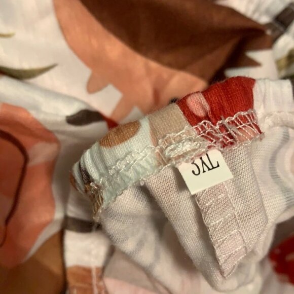 Vintage Inspired Woodland Creature and Mushroom Romper - Women’s Size 3XL - Picture 6 of 8